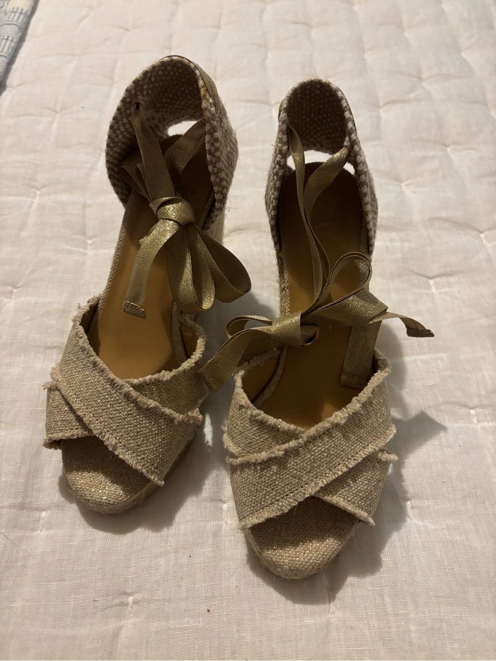 Castaner Beige/gold Linen Espadrille Wedge Sandals with Ankle Tie New w/o box 36